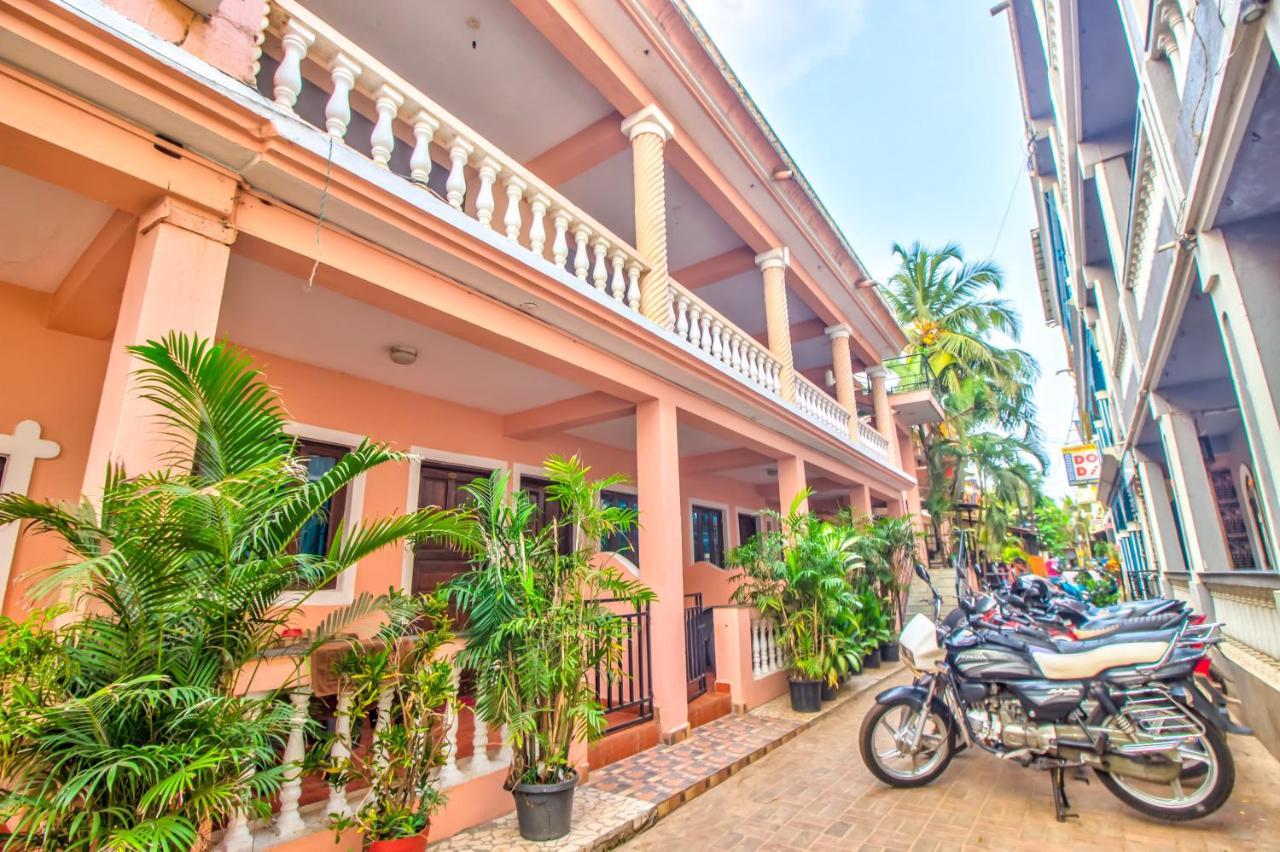 Stanleys Guest House Бага Екстер'єр фото