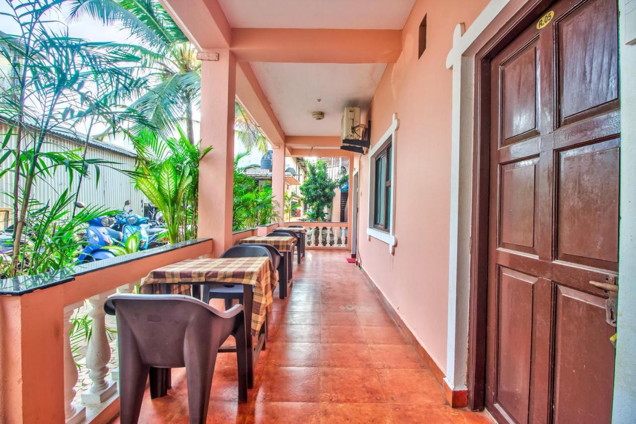 Stanleys Guest House Бага Екстер'єр фото
