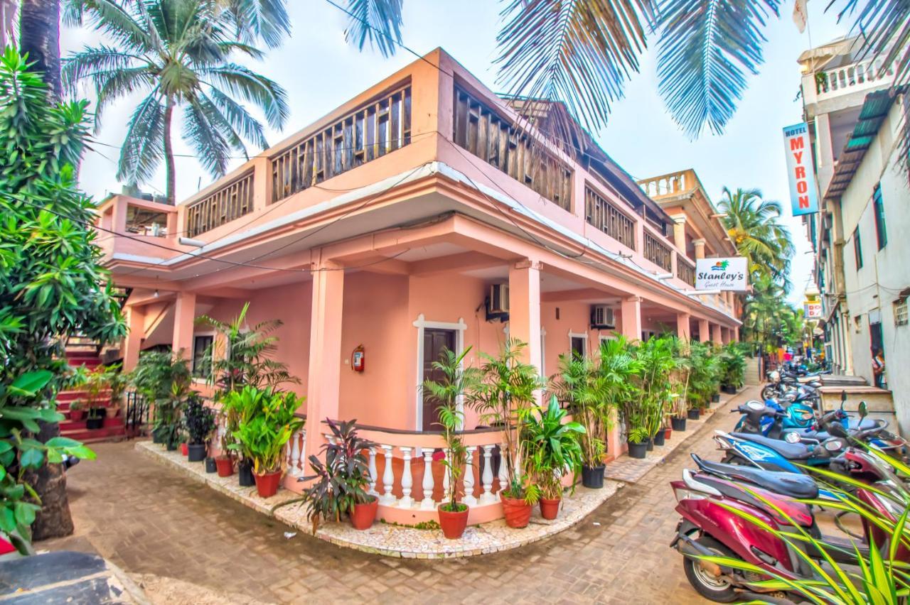 Stanleys Guest House Бага Екстер'єр фото