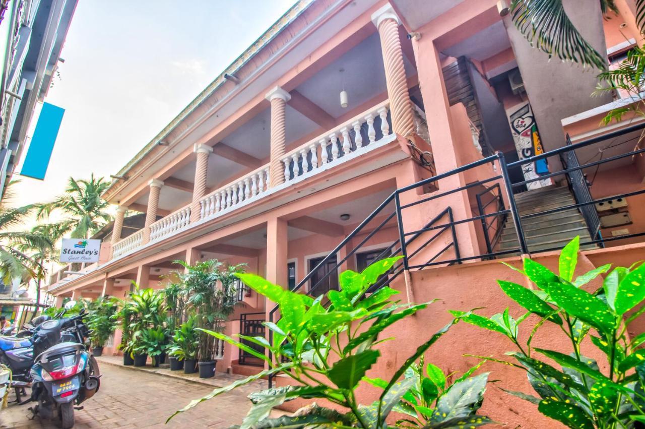 Stanleys Guest House Бага Екстер'єр фото